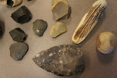 Avcı Toplayıcı Yaşam Tarzı, Âlet Teknolojisi ve Konuşma Dili Avcı Toplayıcı Yaşam Tarzı, Âlet Teknolojisi ve Konuşma Dili